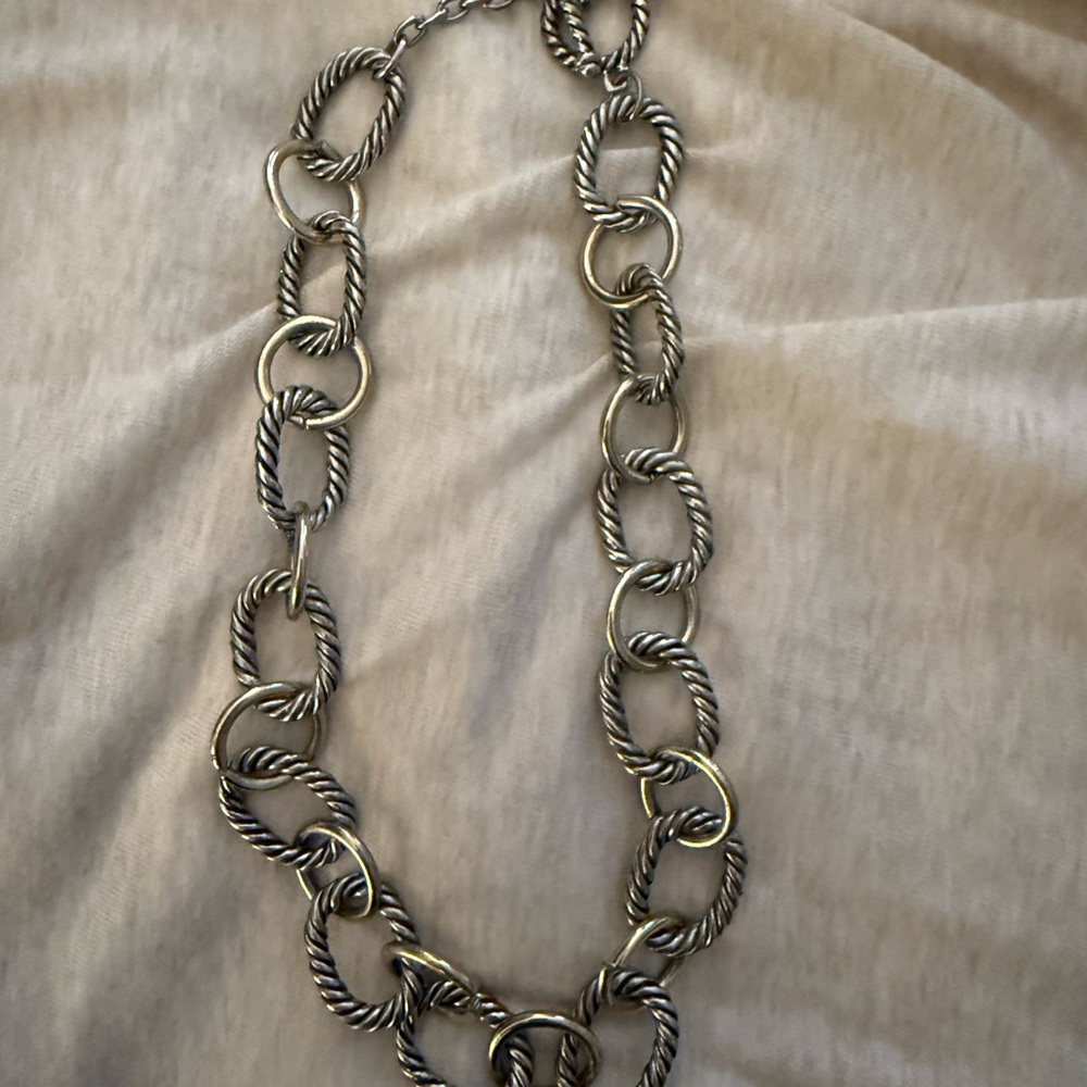 Elegant Silver Chain Necklace